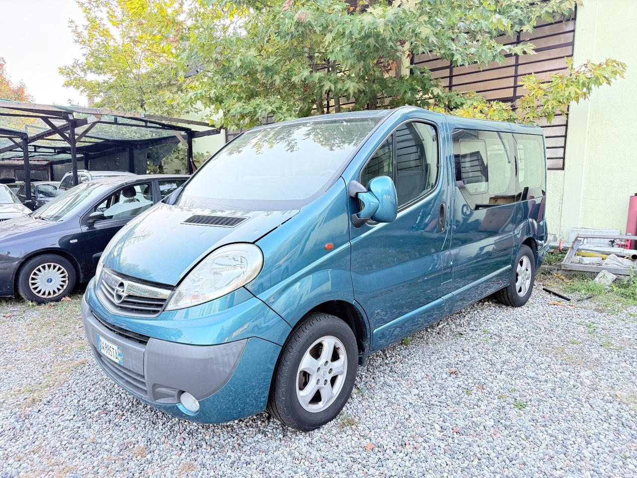 Opel Vivaro 27 2.0 CDTI 120CV PC-TN Combi 9 posti Easytronic