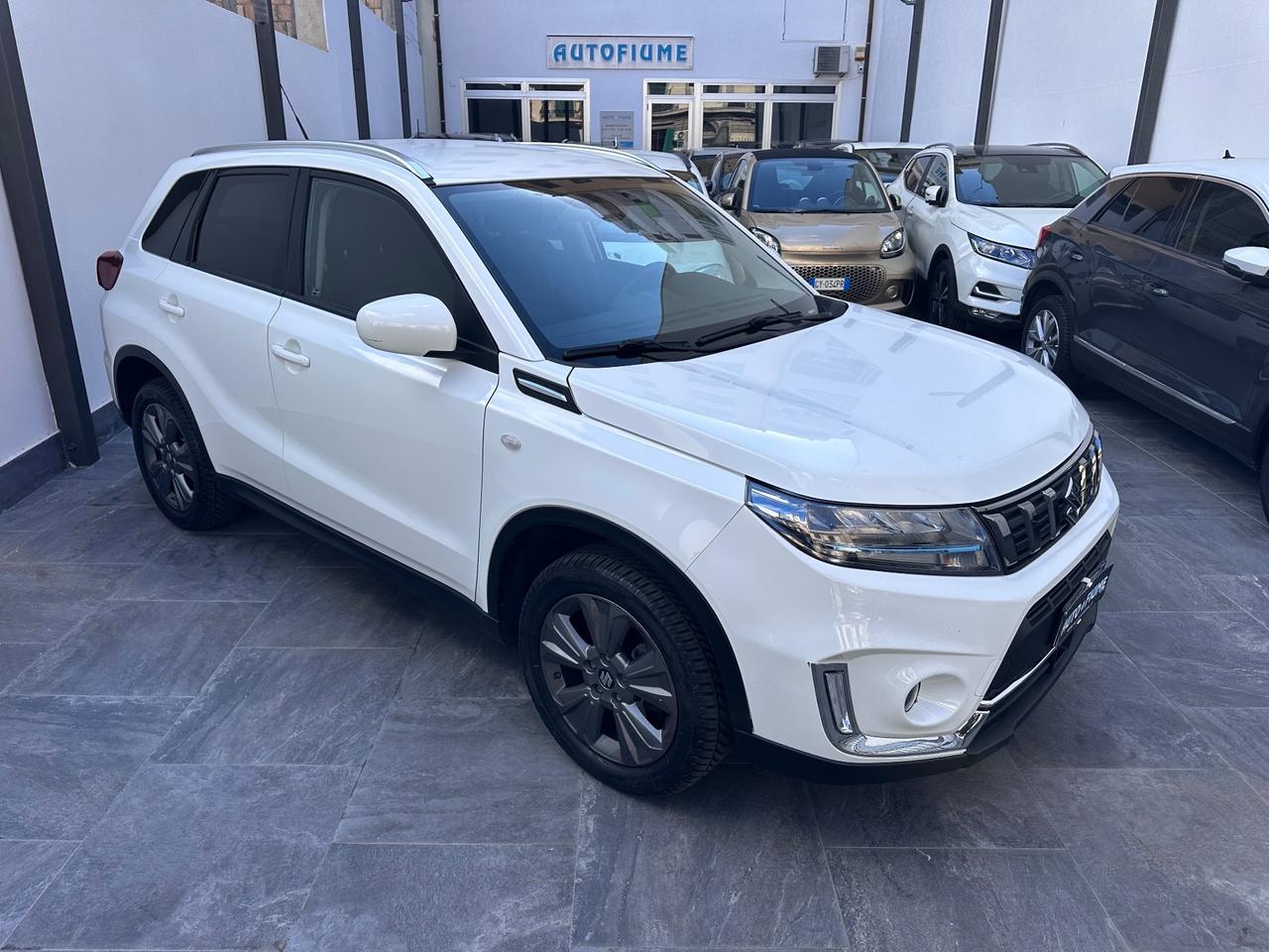 Suzuki Vitara 1.4 Hybrid Top