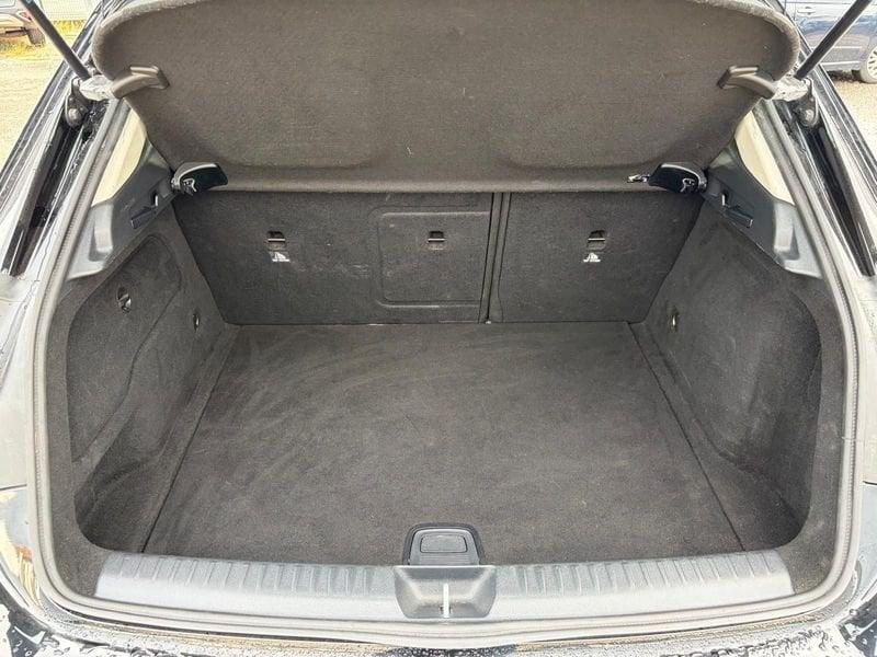 Mercedes-Benz GLA 180 d Business