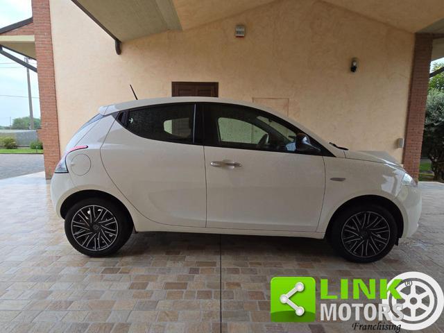 LANCIA Ypsilon 1.2 69 CV 5 porte S&S Gold