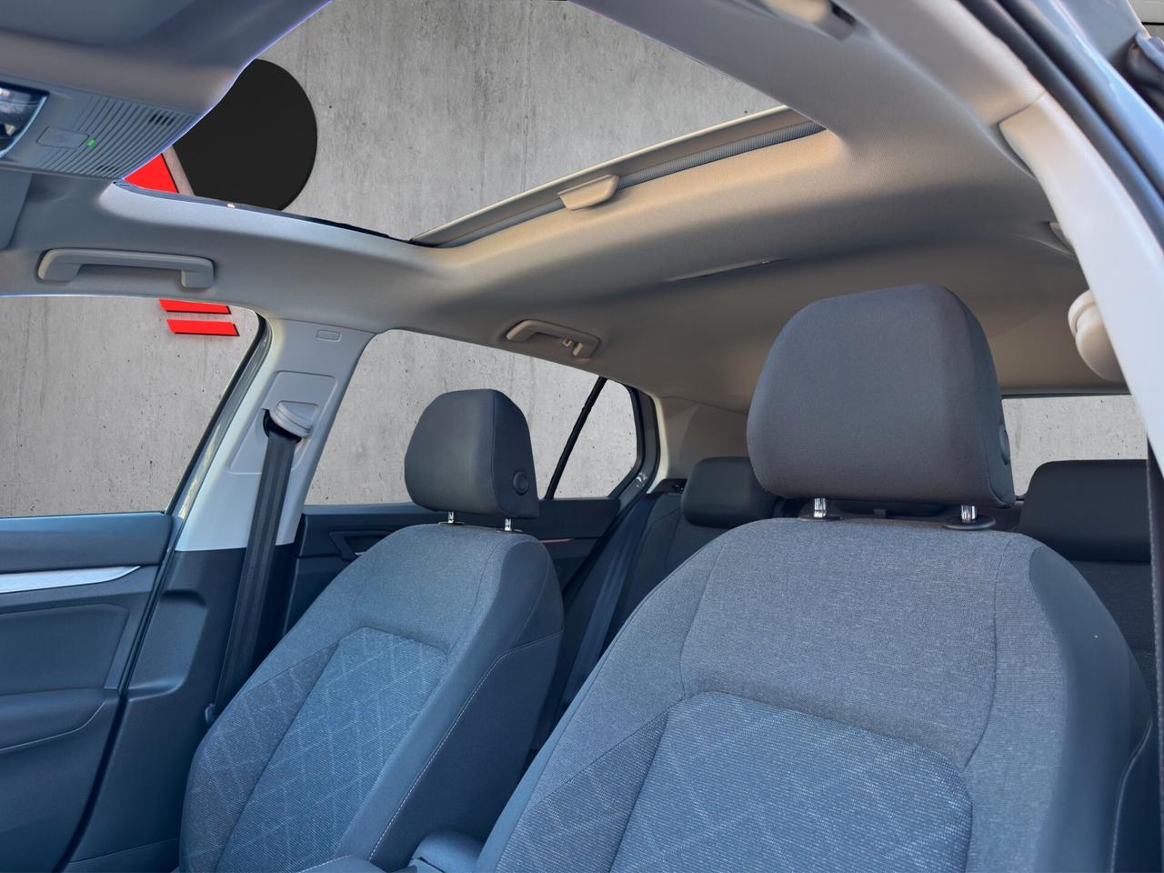 Volkswagen Golf 1.5 eTSI 150 CV EVO ACT DSG Life