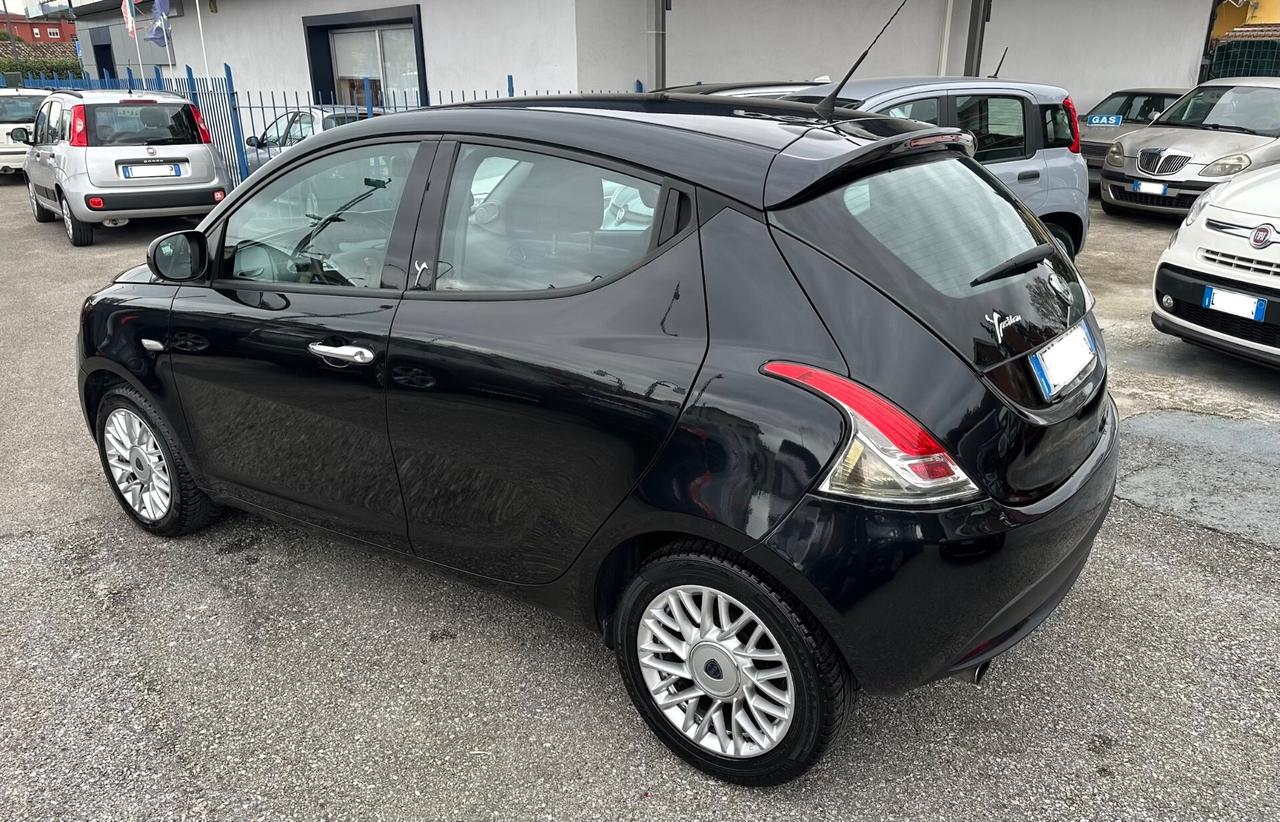 Lancia Ypsilon 1.2 69 CV 5 porte GPL Ecochic Gold