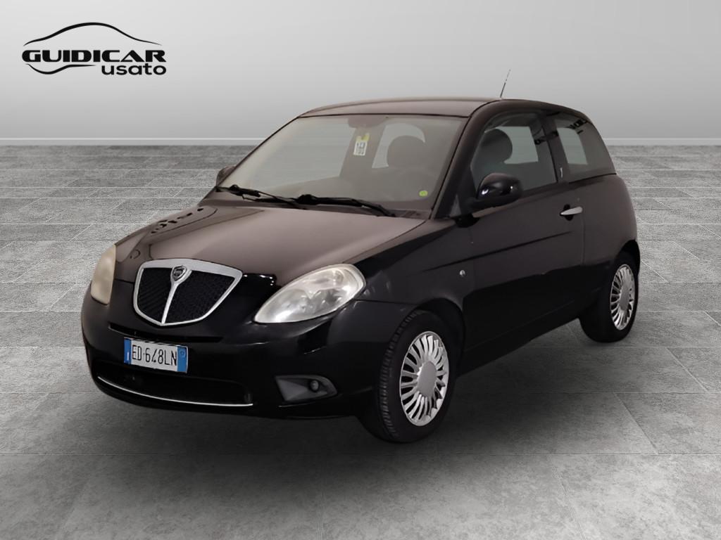 LANCIA Ypsilon II 2007 - Ypsilon 1.2 8v New Oro (oro)