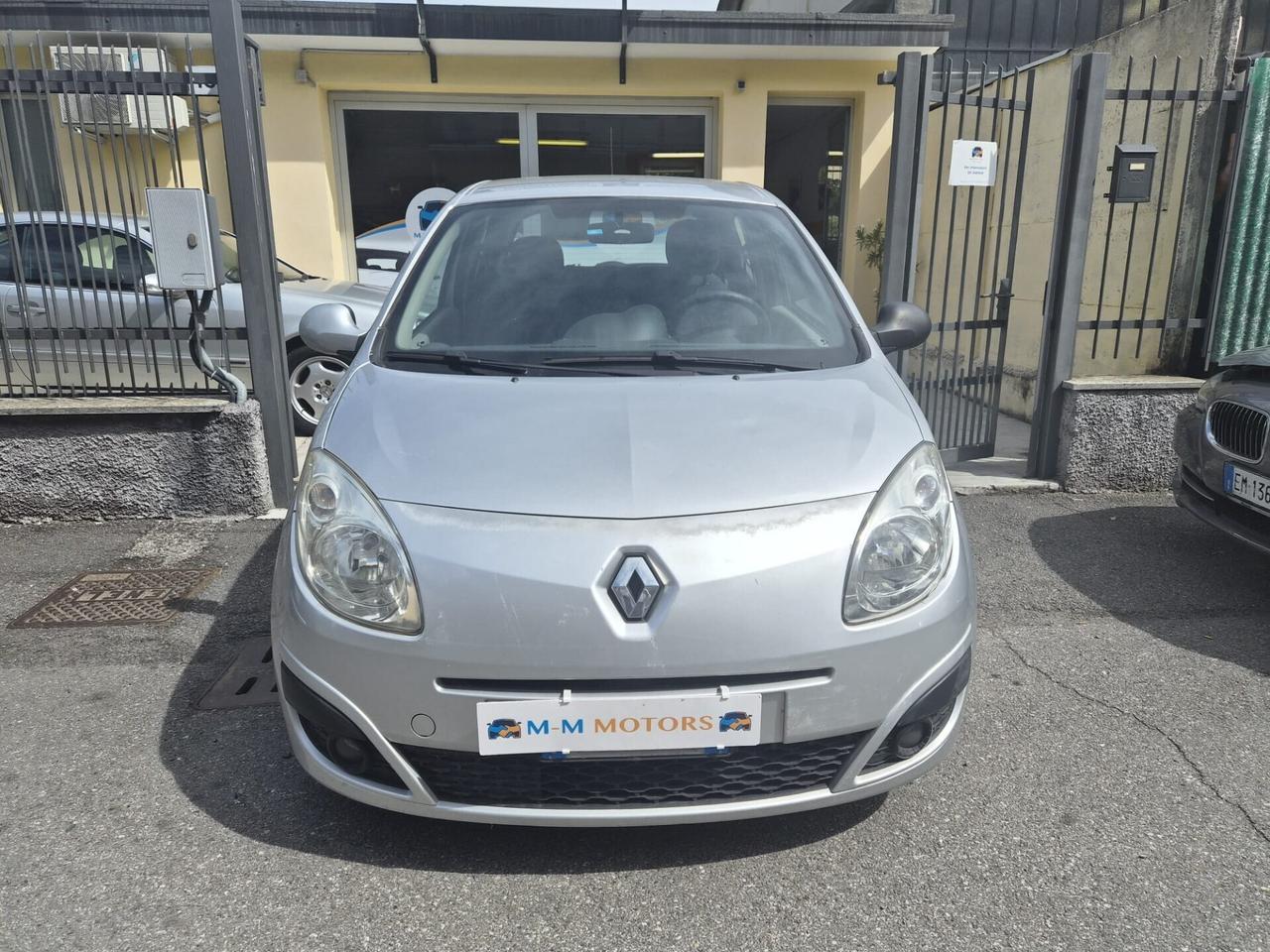 Renault Twingo 1.2 8V Confort ADATTA A NEOPATENTATI