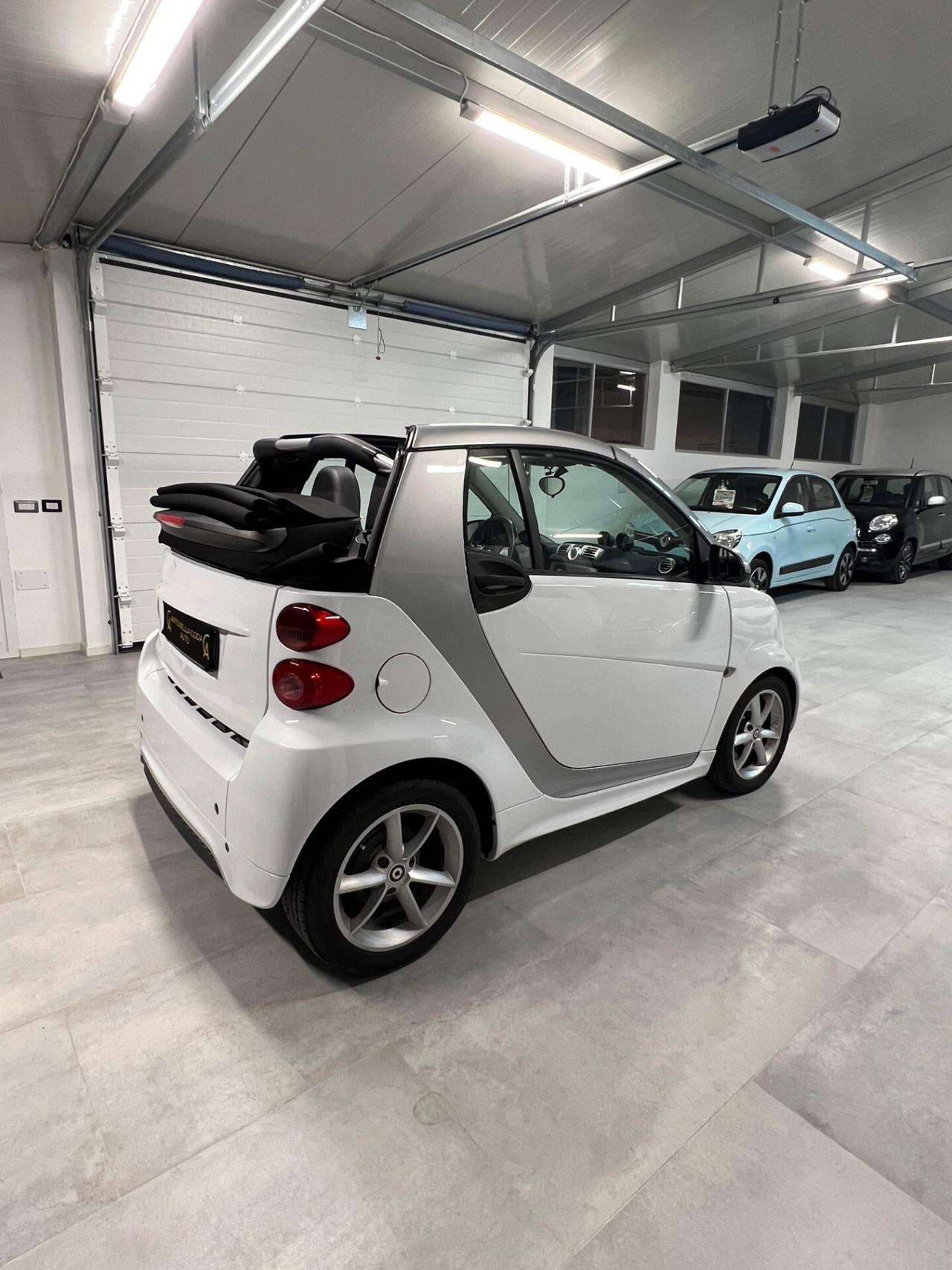 Smart ForTwo 1000 62 kW cabrio pulse