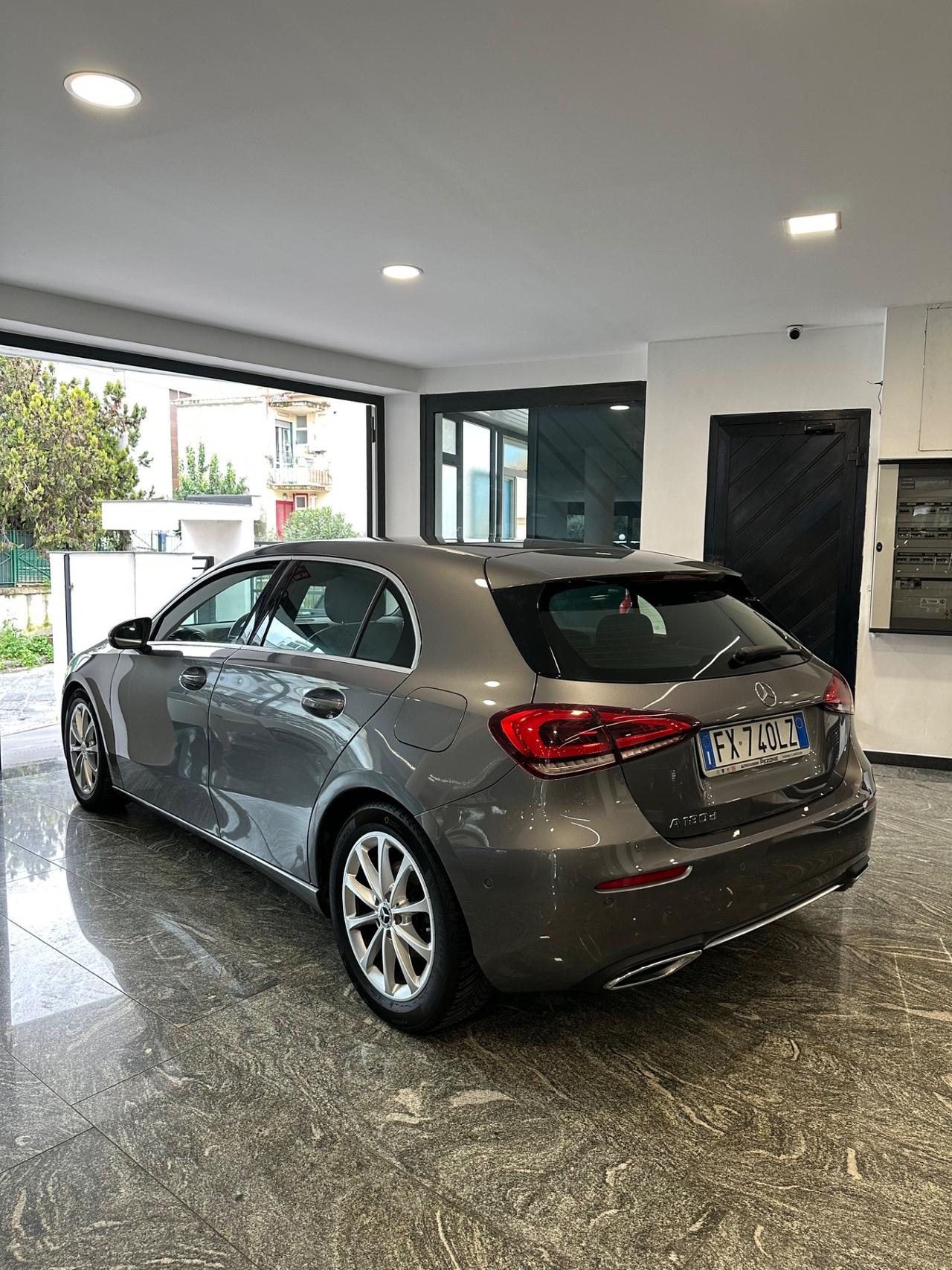 Mercedes-benz A 180 d Business Extra