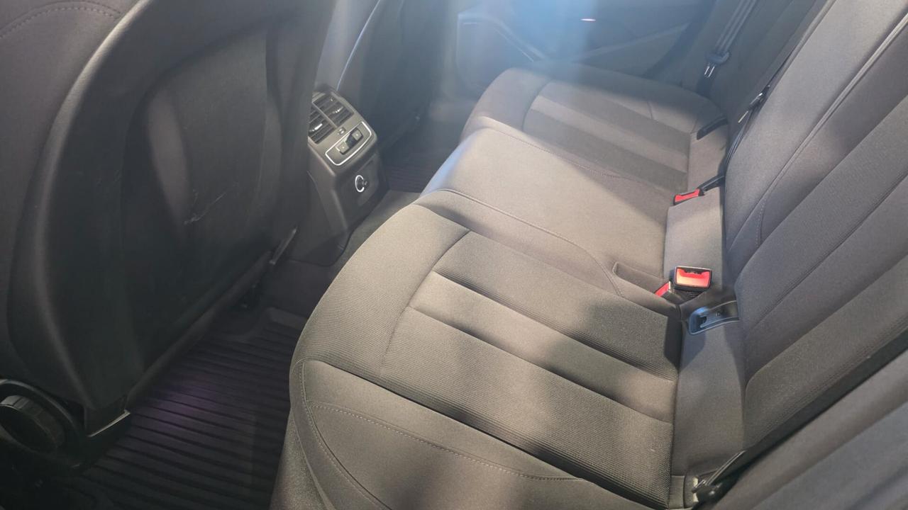 Audi A4 35 TDI S tronic Sport