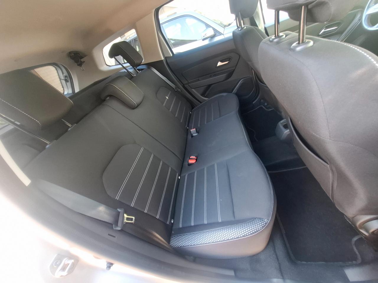 Dacia Duster 1.0 TCe 100 CV ECO-G 4x2 15th Anniversary