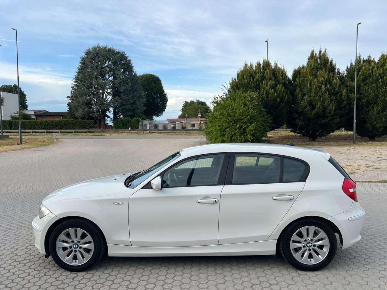 Bmw 116 116d 2.0 116CV cat 5 porte Futura DPF