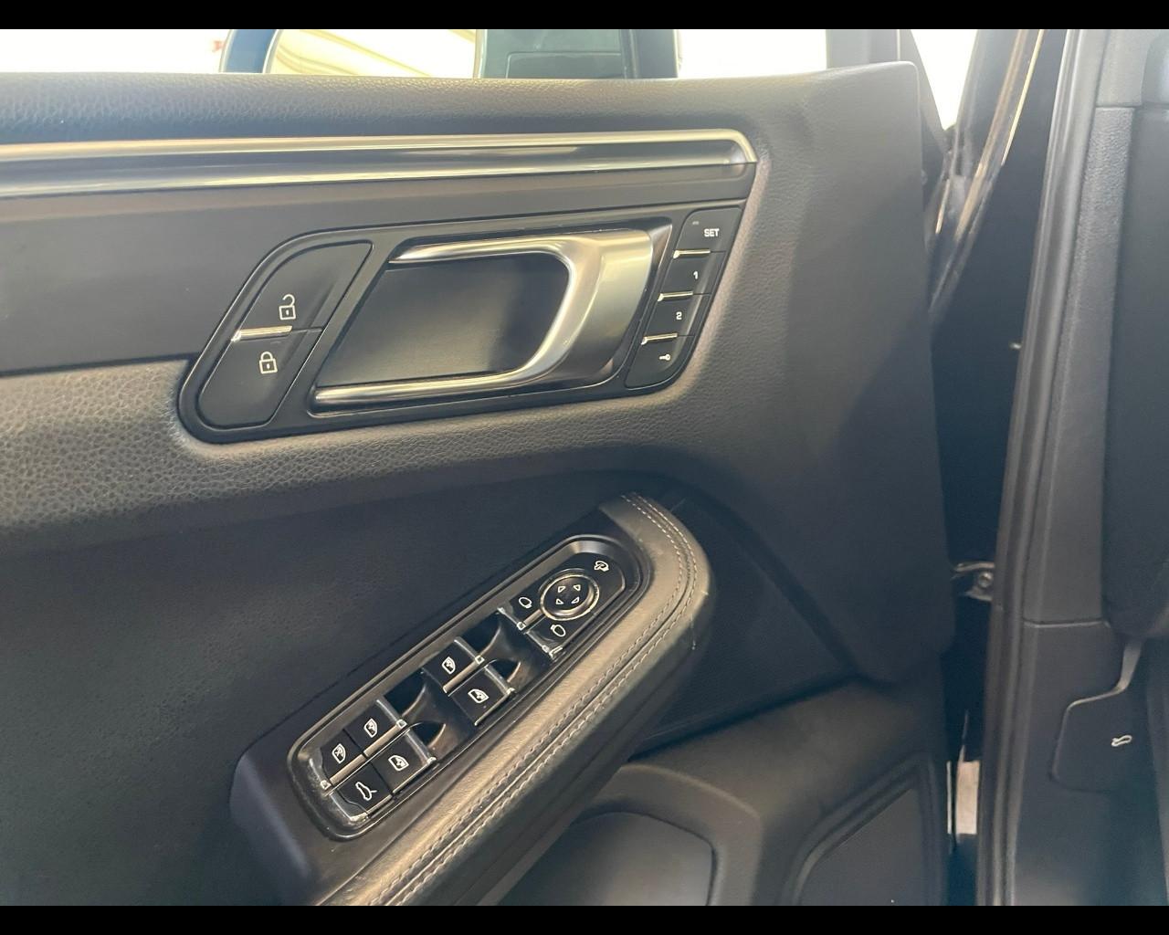 PORSCHE Macan 1ªs. '13-'25 - Macan 2.0 T