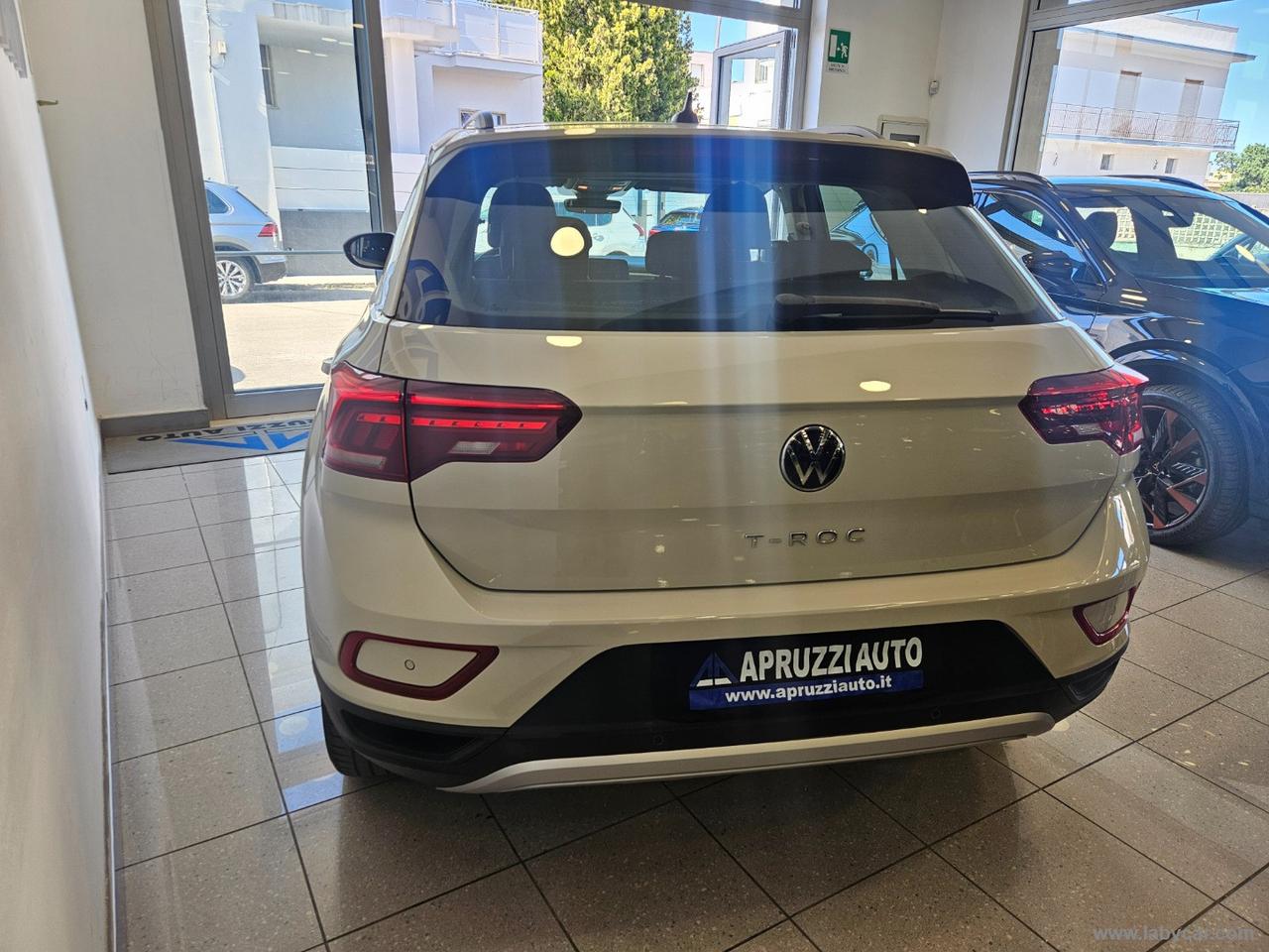 VOLKSWAGEN T-Roc 1.0 TSI Life