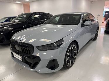 BMW Serie 5 G60 Berlina 520d 48V xdrive MSport Pro auto