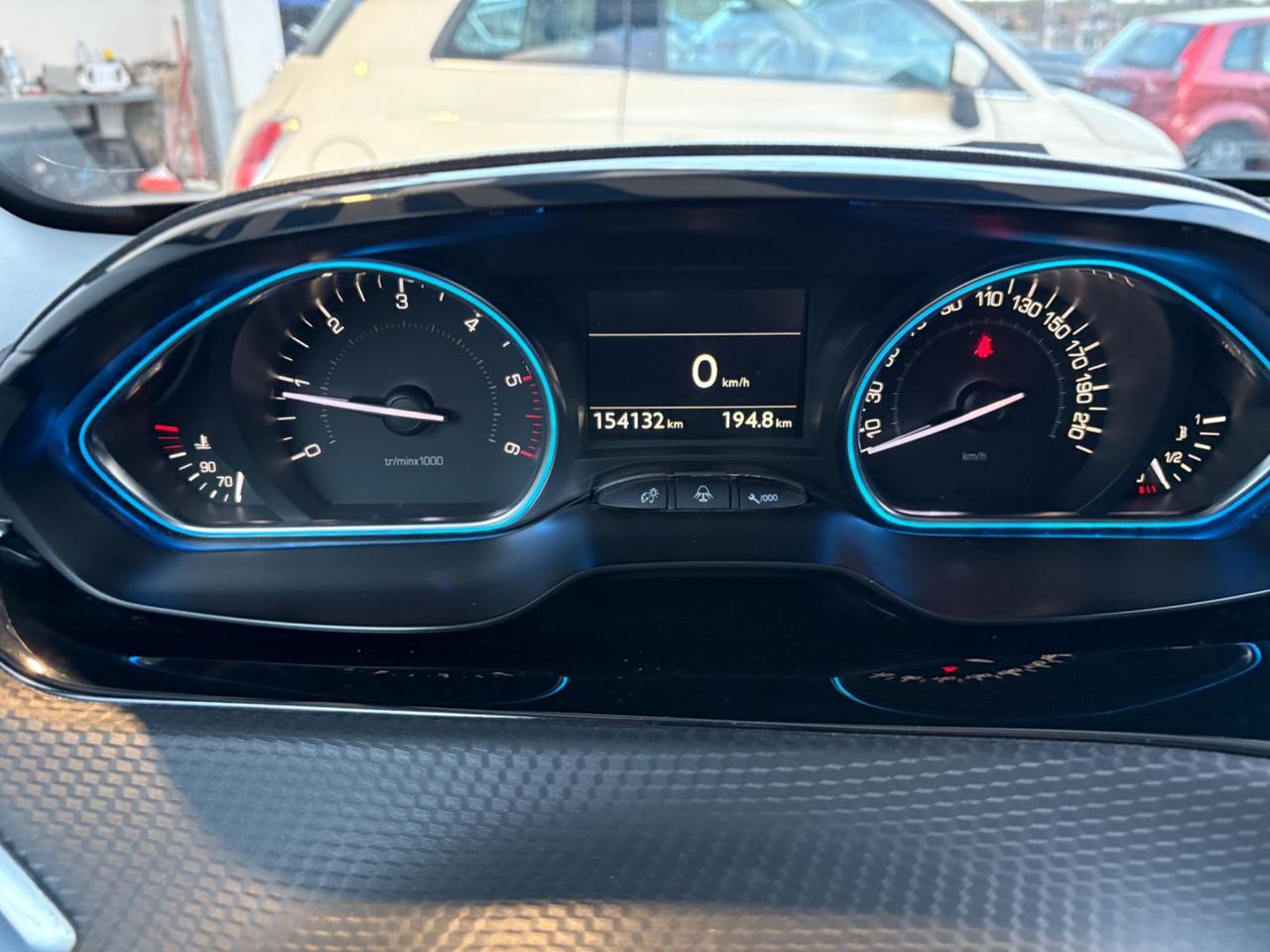 Peugeot 2008 BlueHDi 120 S&S Black Matt