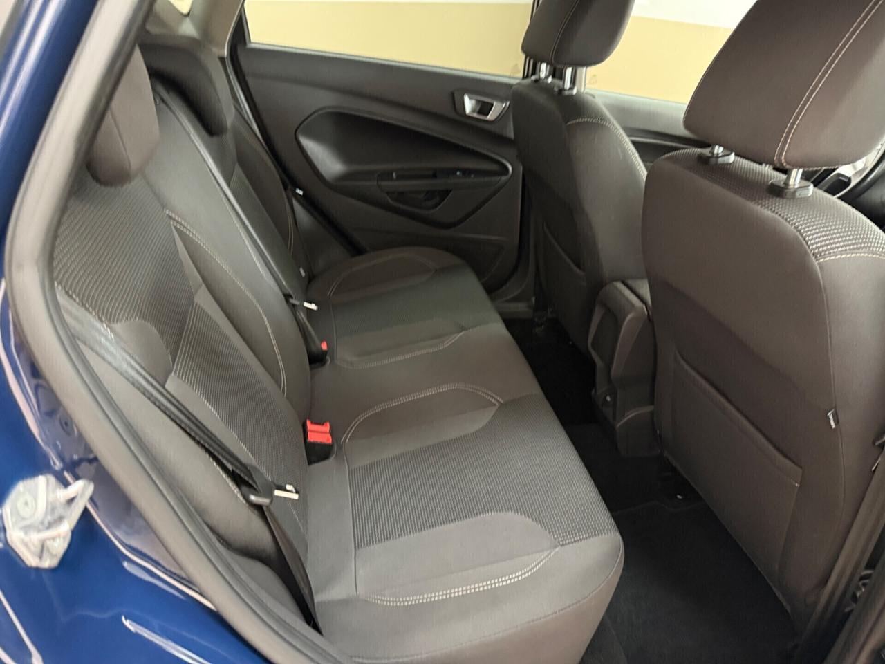 Ford Fiesta 1.5 TDCi 75CV 5 porte Titanium