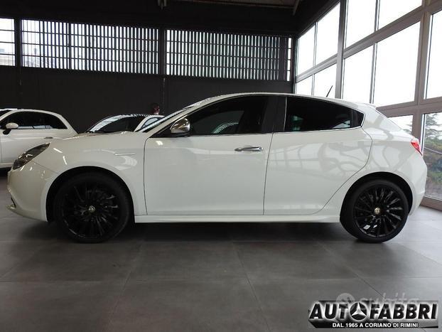 ALFA ROMEO - Giulietta - 1.6 JTDm-2 105 CV