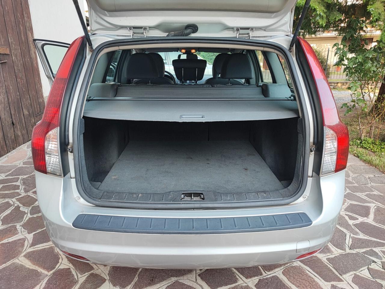 Volvo V50 2.0 D cat summum automatica