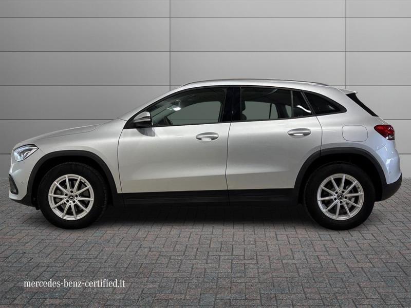 Mercedes GLA 200 200 D Business Extra 8G-DCT