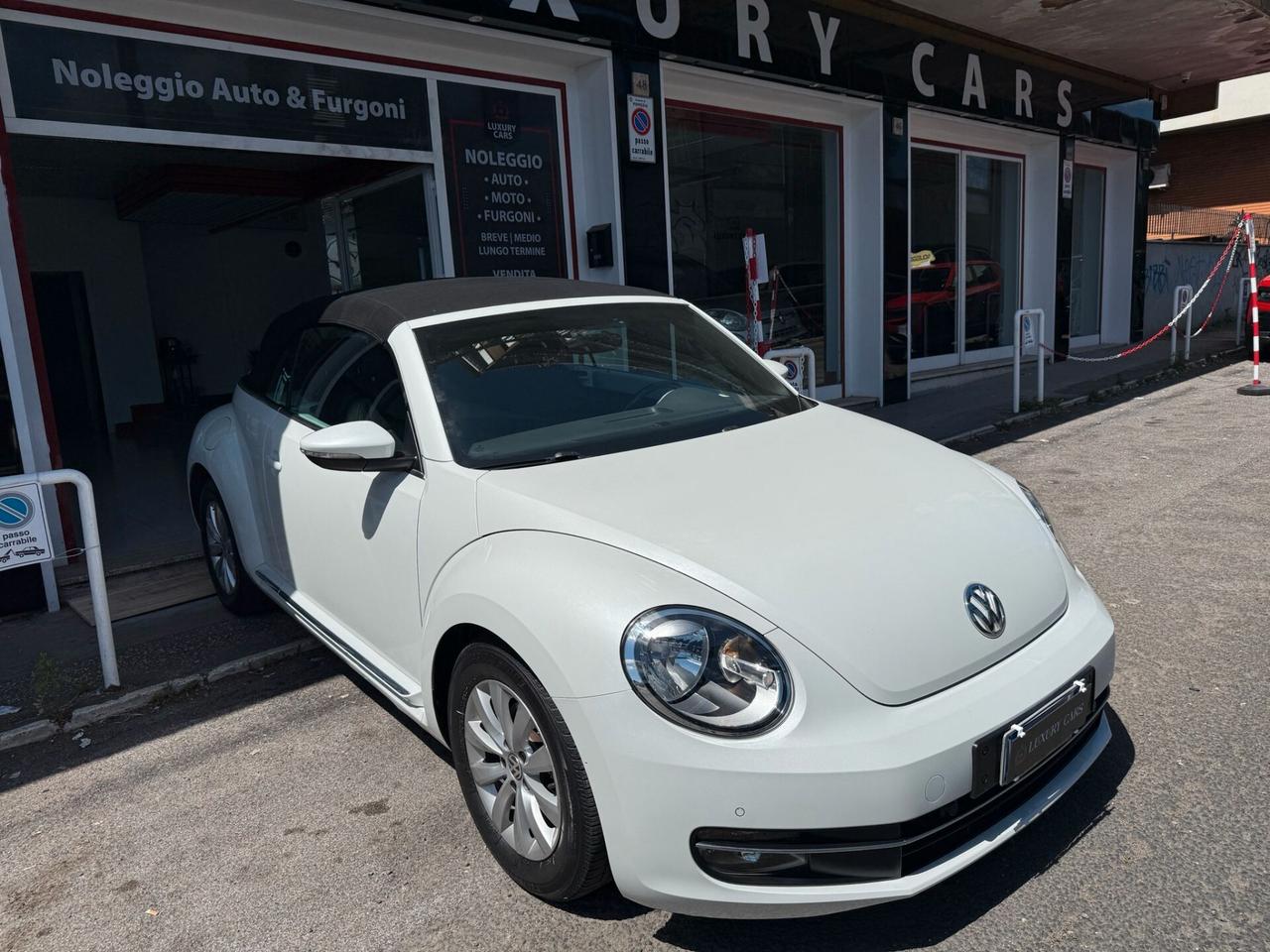 Volkswagen Maggiolino Cabrio 1.6 TDI Design