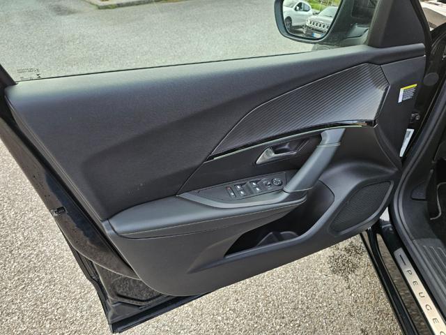 PEUGEOT 2008 motore elettrico 136 CV GT