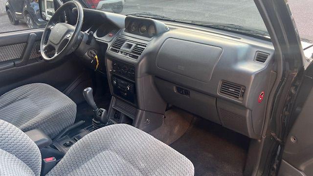 MITSUBISHI Pajero 2.5 TDI Metal-top SS GLS Exec.
