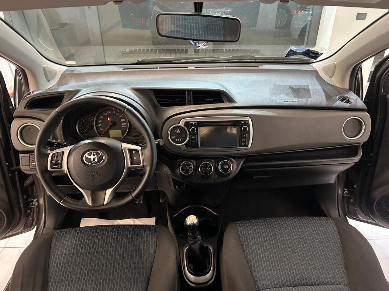 Toyota Yaris 1.0 benzina 51kw 2013