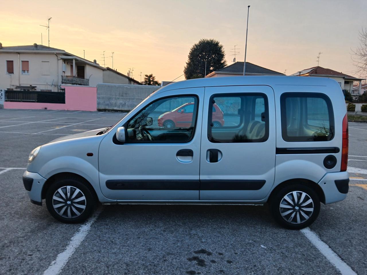 Renault Kangoo 1.5 Dci Vetrato