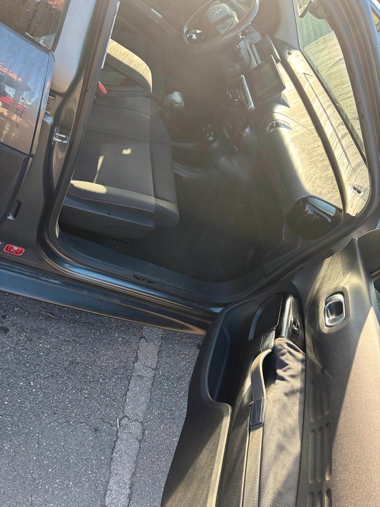 Citroen C4 Cactus PureTech 82 Shine