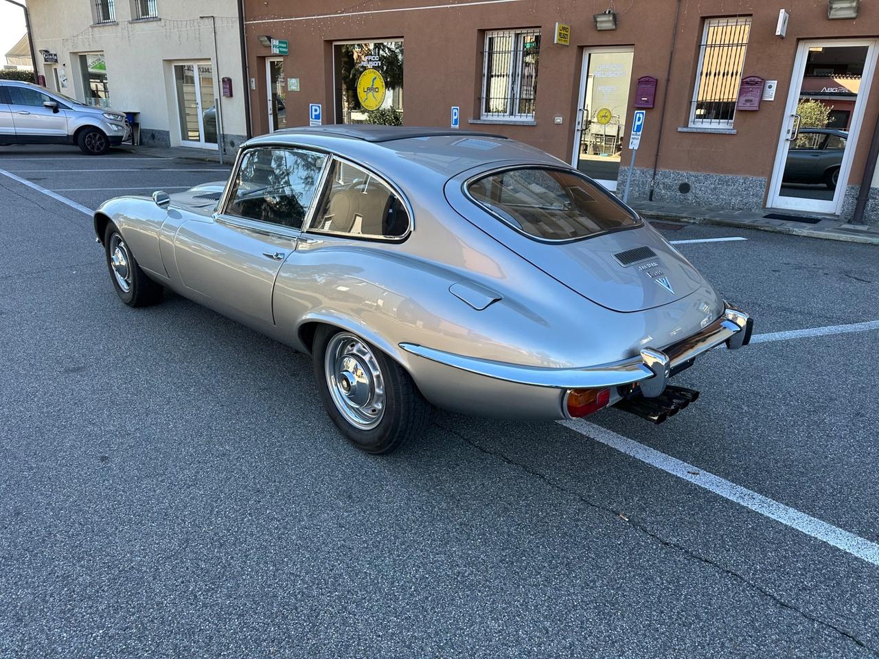 Jaguar E-Type E type v12