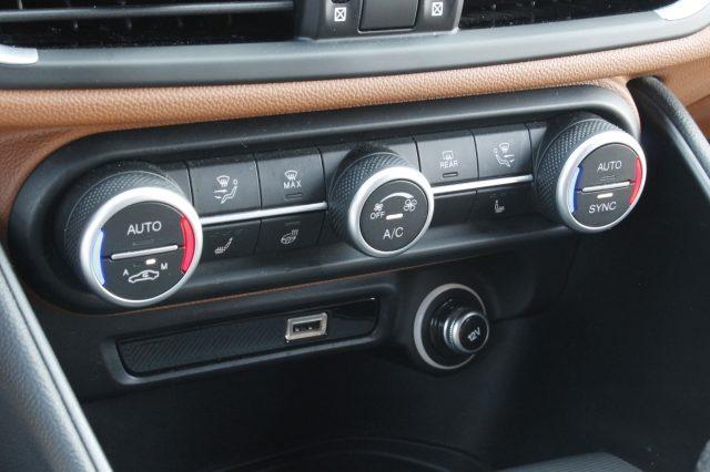 ALFA ROMEO Giulia 2.2Turbodiesel 210 CV AT8 AWD Q4 Veloce PELLE