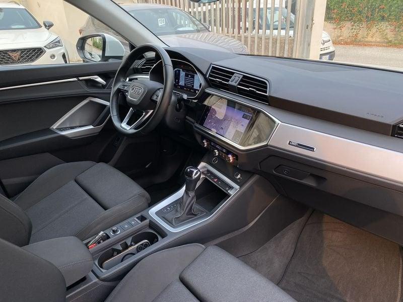 Audi Q3 Q3 Business 1.4 TFSI Plug-in hybrid 150CV S-Tronic 45