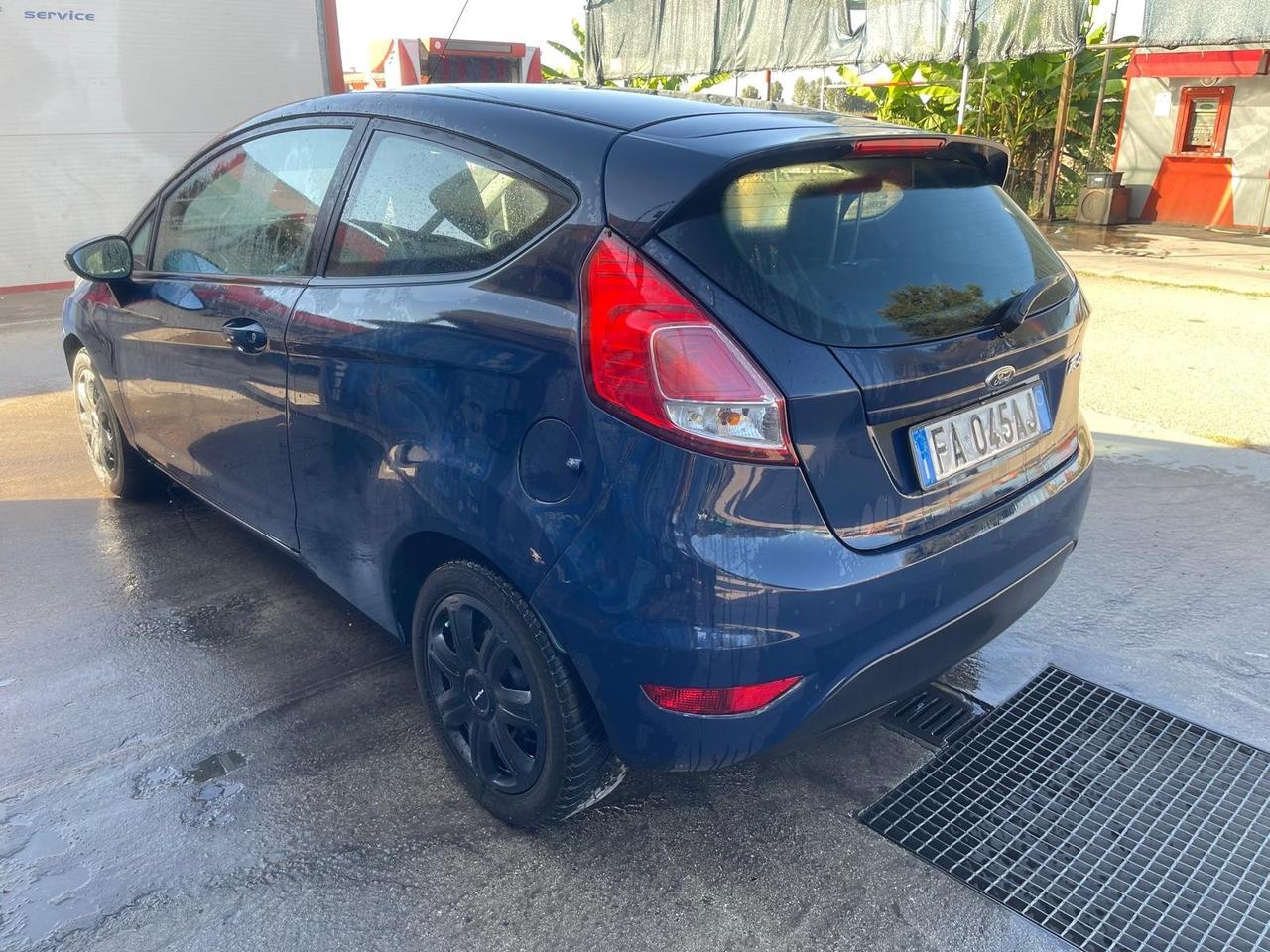 Ford Fiesta 1.5 TDCi 75CV 3 porte Black & White Edition