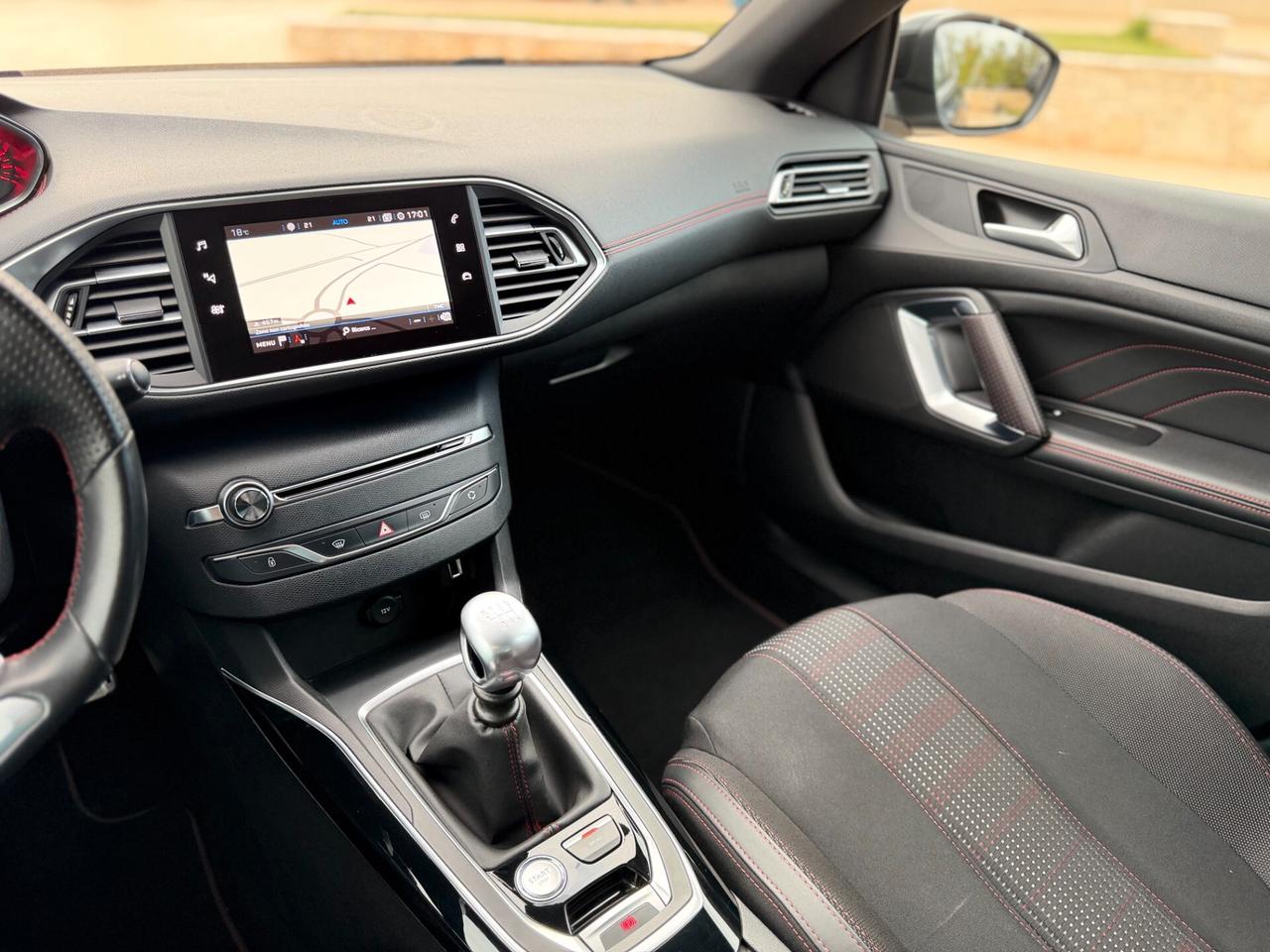 Peugeot 308 1.5 BlueHDi 130cv GT Line Led*Carplay*Full