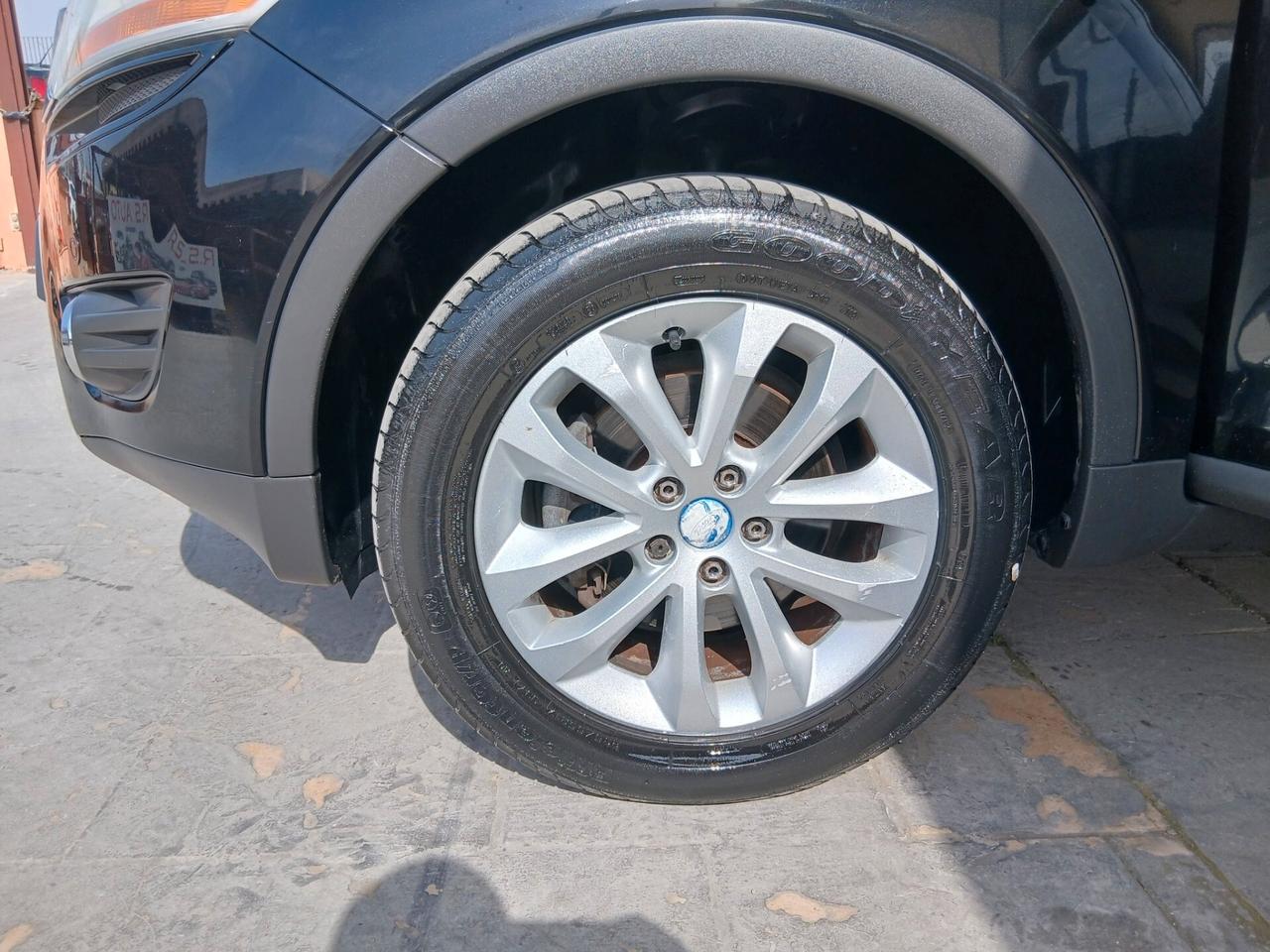 Ford Kuga 2.0 TDCi 136 CV 4WD full 10