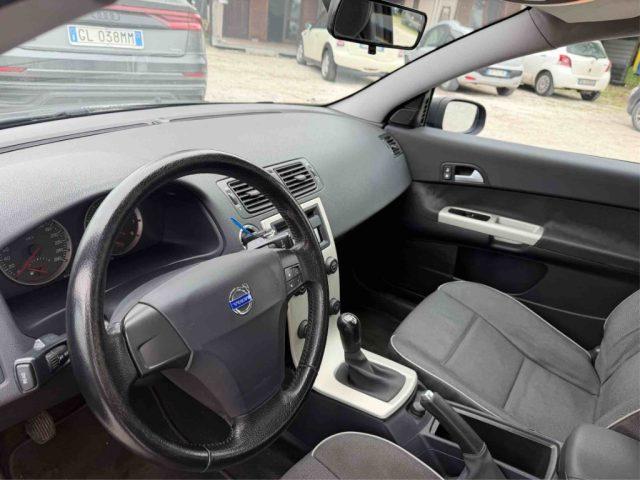 VOLVO C30 1.6 R-Design