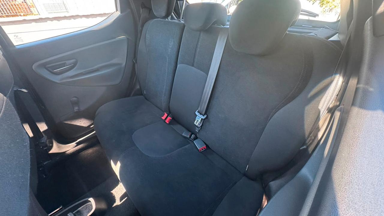 Lancia Ypsilon 1.2 69 CV 5 porte Elle