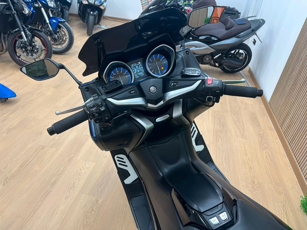 YAMAHA TMAX T MAX T-MAX 530 DX 2019 - DA 129€ AL MESE