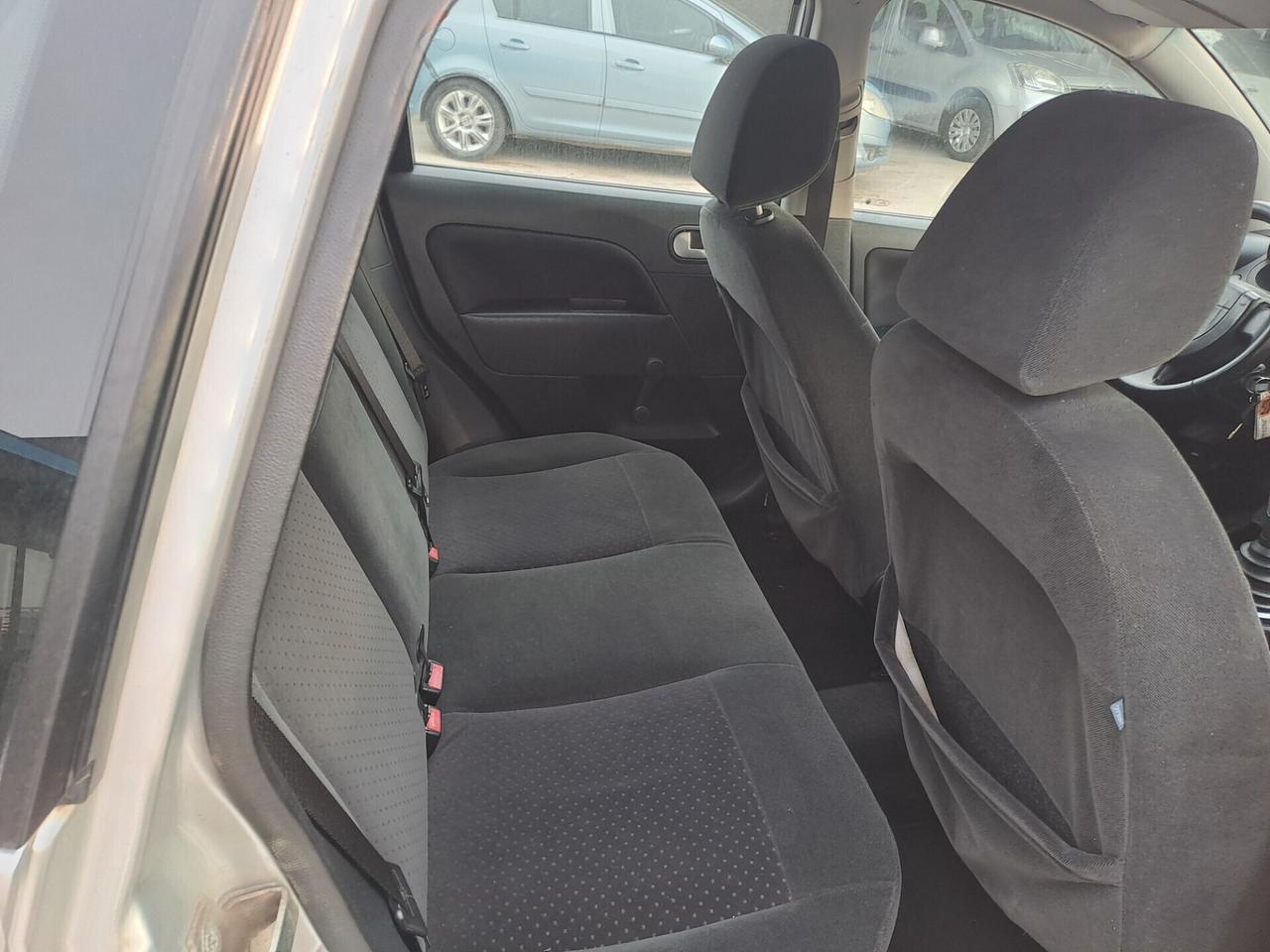 Ford Fiesta 1.4 TDCi 5p. Ghia