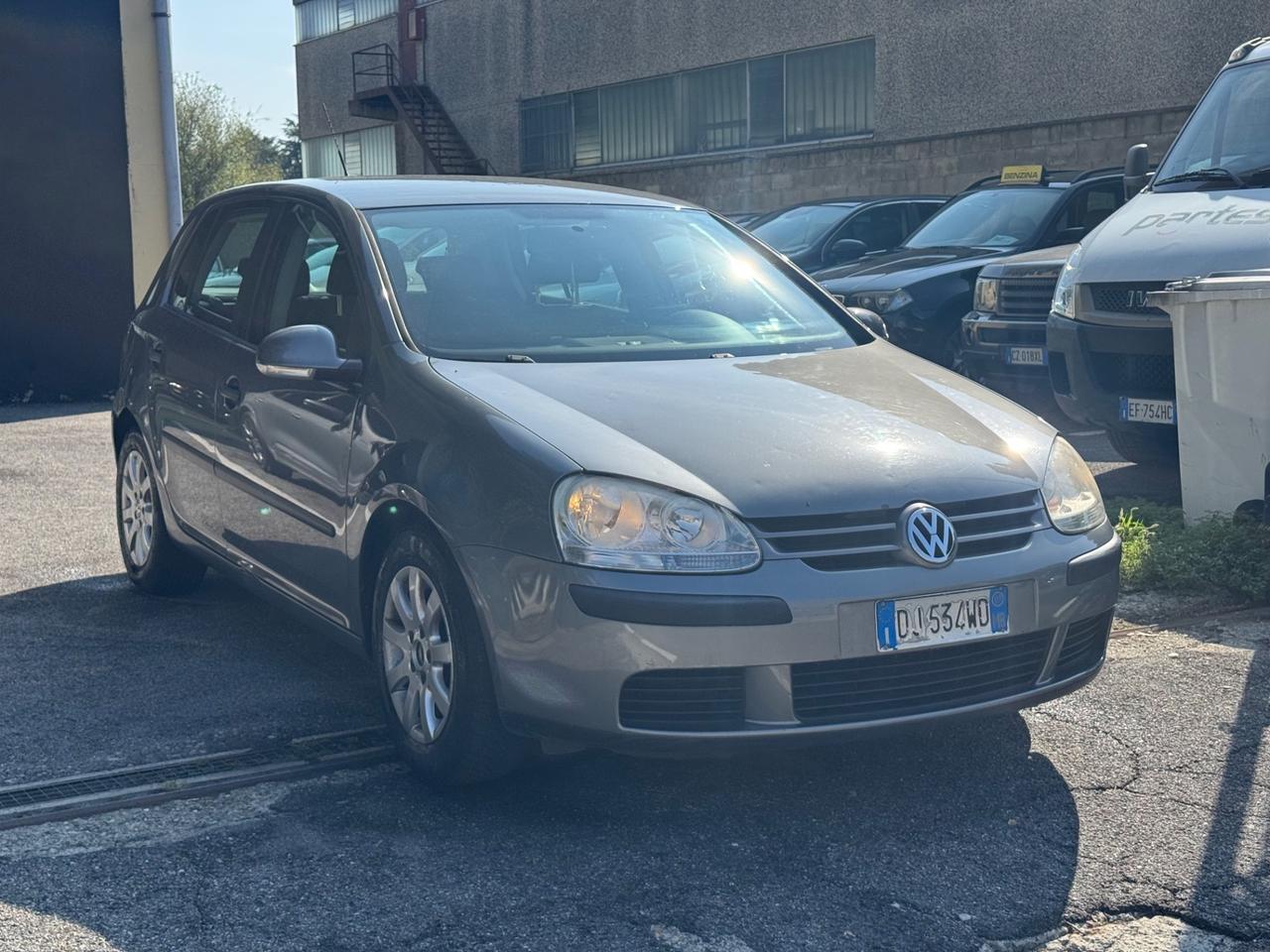 Volkswagen Golf 1.6 5p. Comfortline