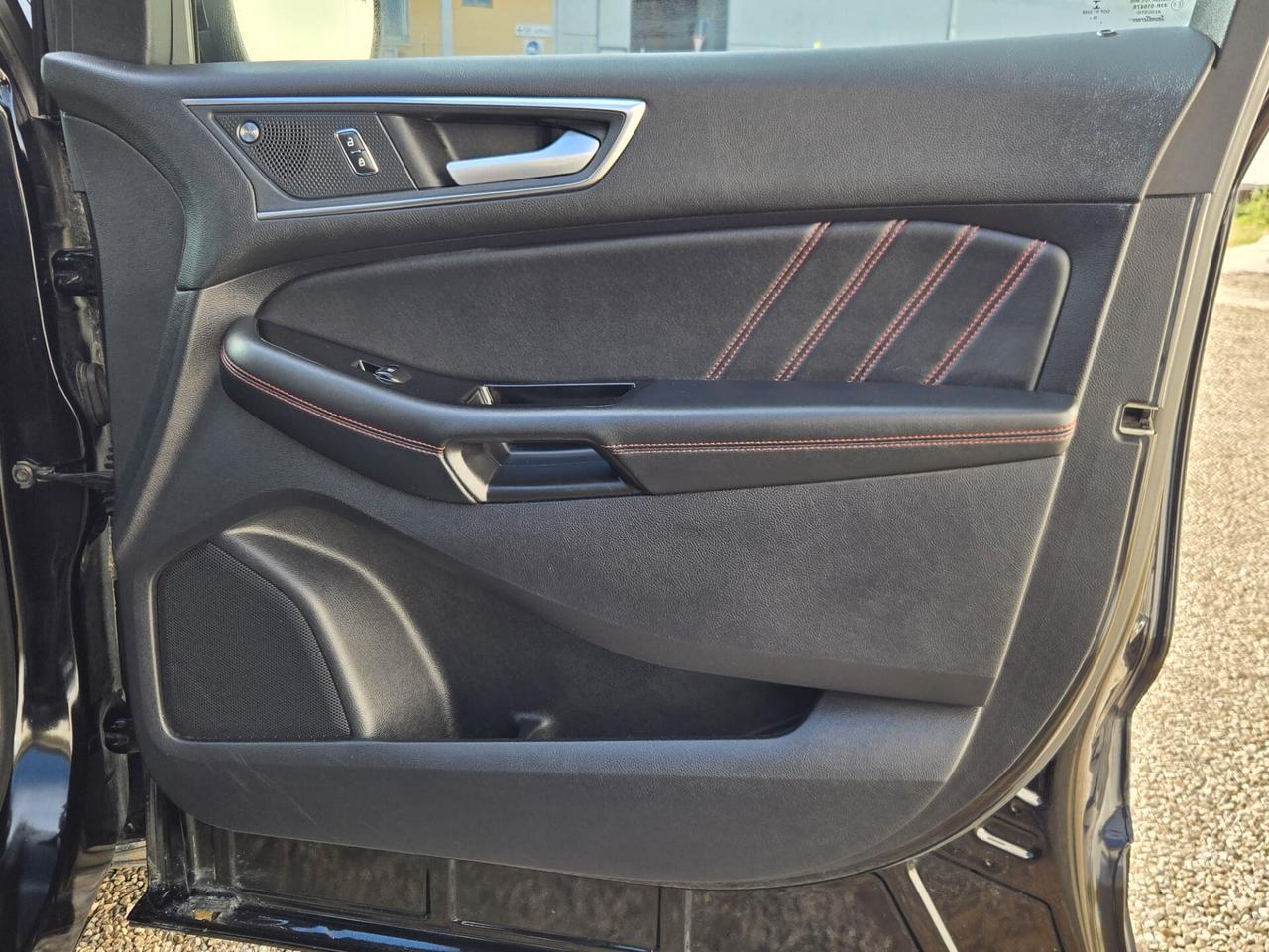 Ford Edge 2.0D ST-LINE 4x4 FULL OPTIONAL GANCIO TRAINO TETTO APRIBILE