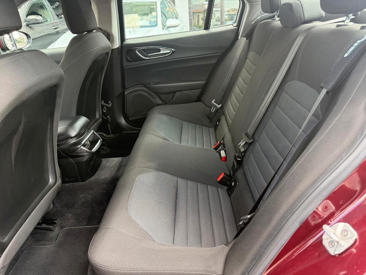 Alfa Romeo Giulia 2.2 Turbodiesel 150 CV AT8 Business