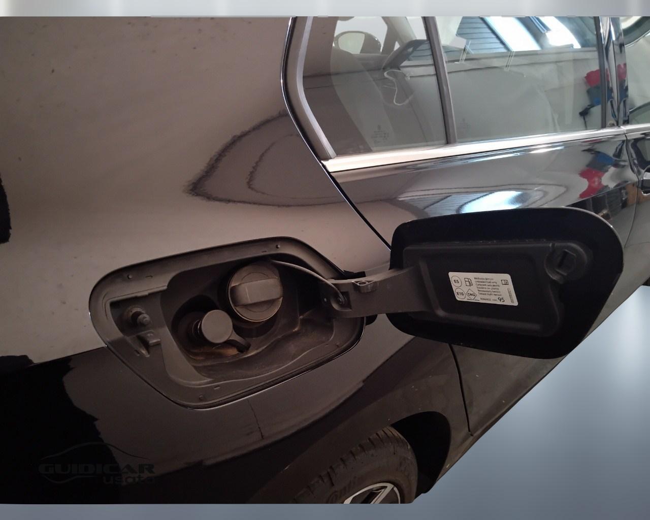 VOLKSWAGEN Golf VIII 2020 - Golf 1.5 tgi Style 130cv