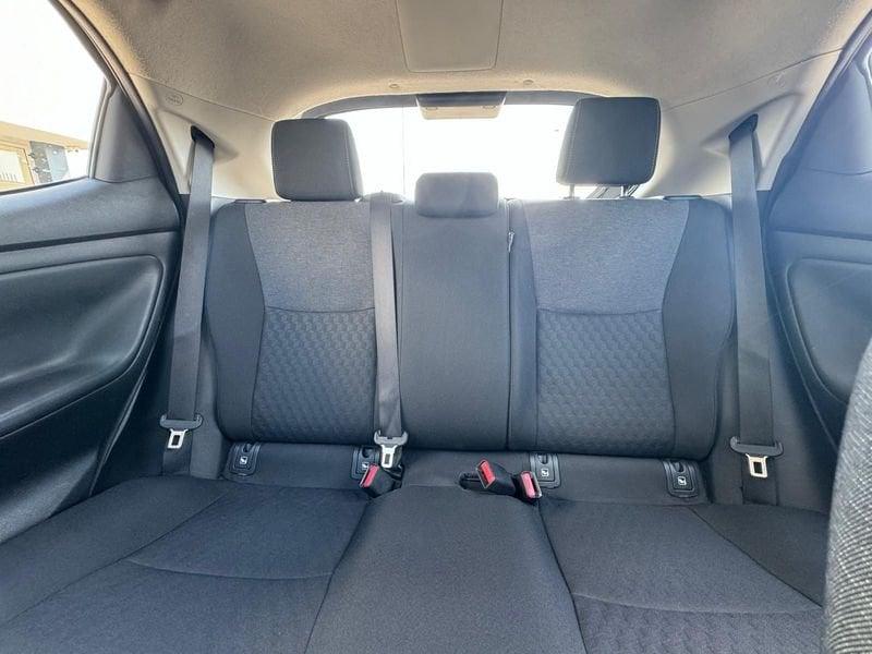 Toyota Yaris Hybrid Active MY22