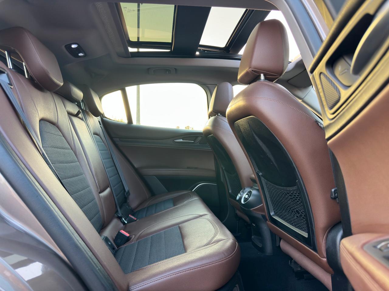Alfa Romeo Stelvio 2.2 Turbodiesel 180 CV AT8 RWD Executive