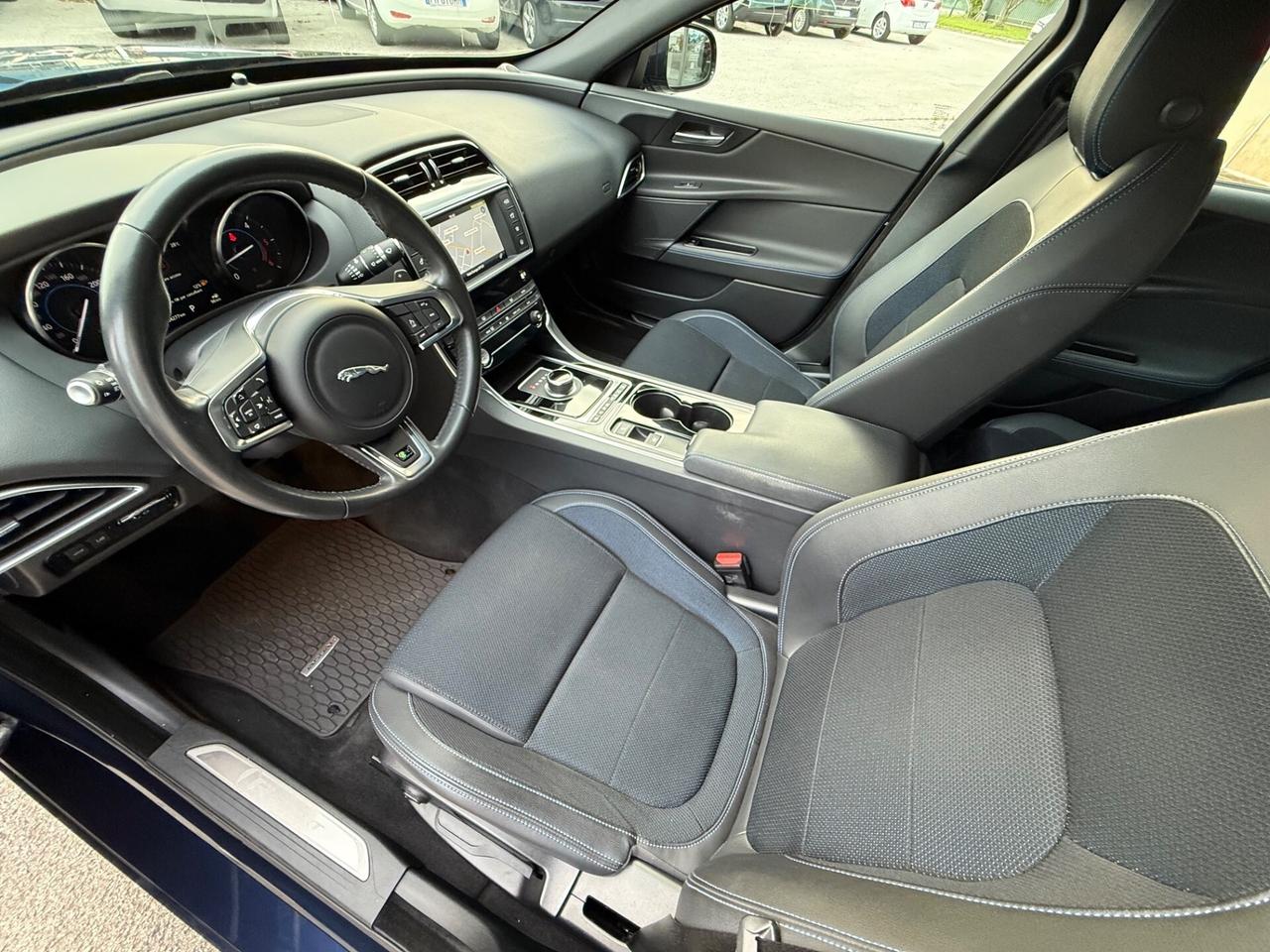 Jaguar XE 2.0 D Turbo aut. R-Sport - Unico Proprie