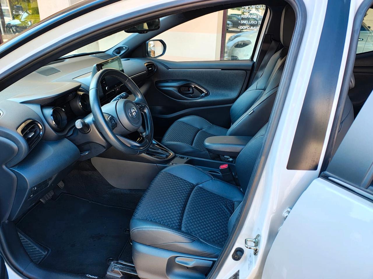 Toyota Yaris 1.5 Hybrid 5 porte Style