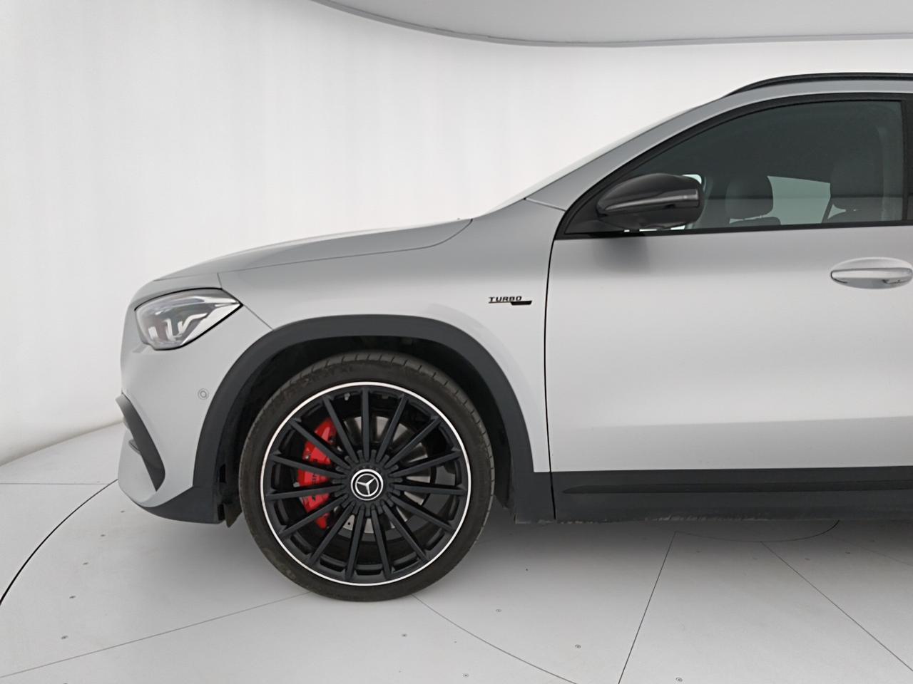 Mercedes GLA AMG 35 4matic