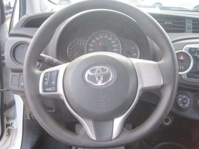 Toyota Yaris 1.0 5 porte Active