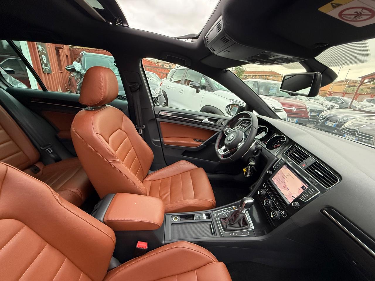 Golf GTI Performance 2.0 TSI DSG-RATE-PERMUTE-