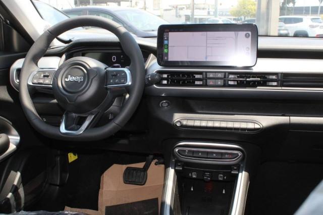 Jeep Avenger 1.2 t. e-hybrid Summit fwd 110cv AUTO con CarPlay