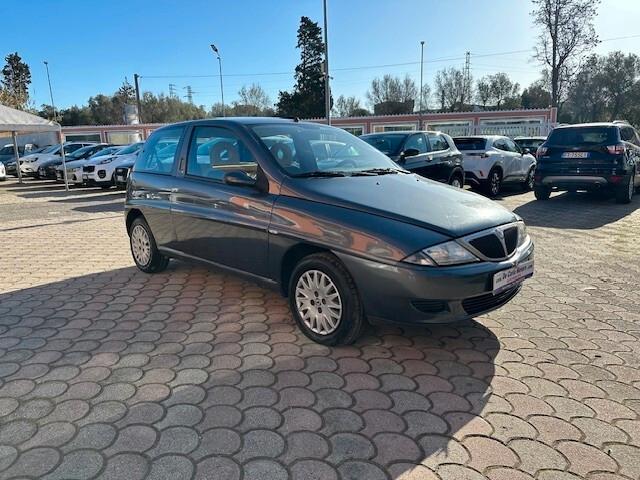 LANCIA Ypsilon Hybrid 1.0 Benz. 70CV Silver - 2022